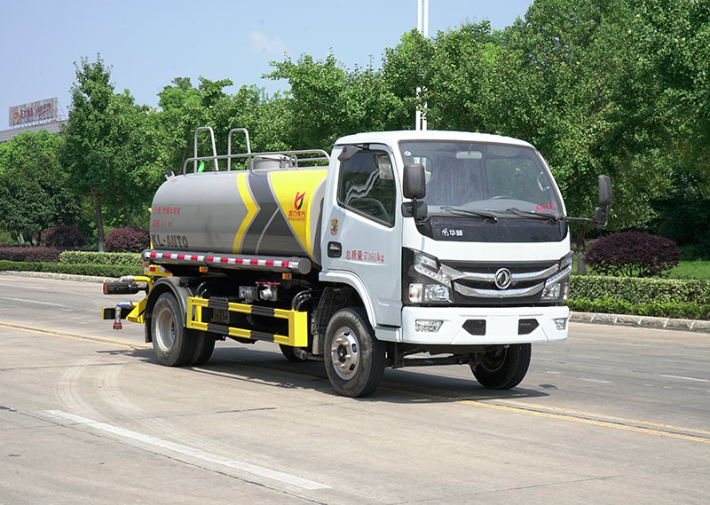 凯力风牌KLF5072GPSE6型绿化喷洒车