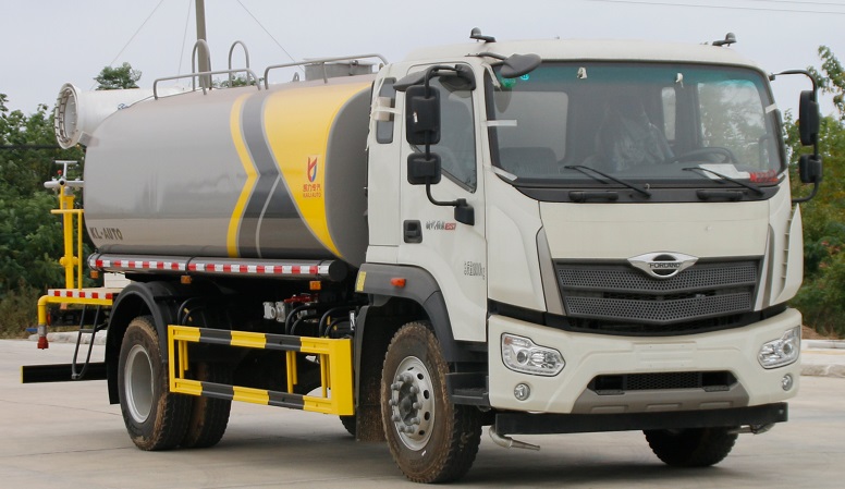 凯力风牌KLF5183TDYB6型多功能抑尘车