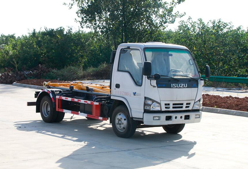 凯力风牌KLF5070ZXXQ6型车厢可卸式垃圾车