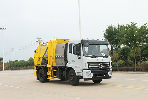 凯力风牌KLF5162TCAE6型餐厨垃圾车