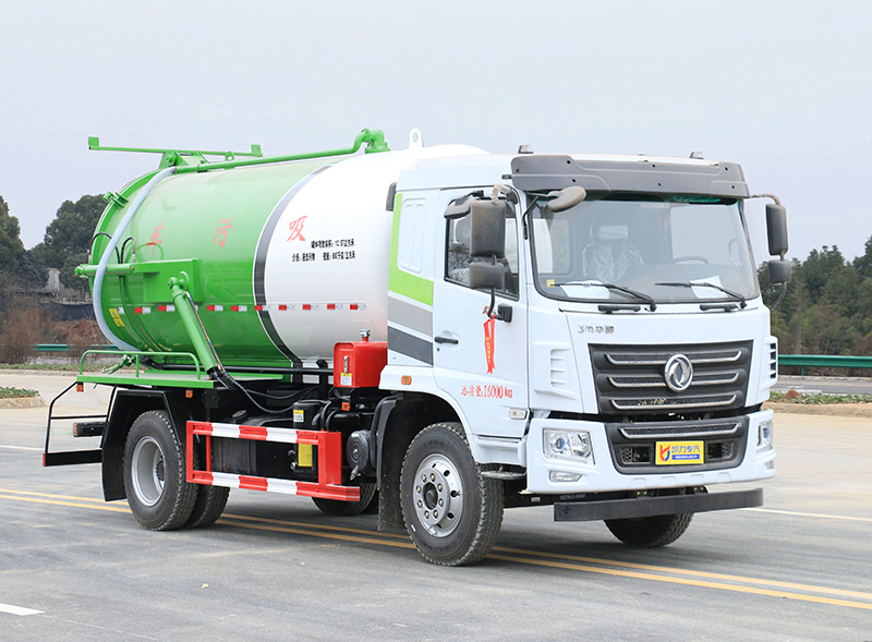 凯力风牌KLF5161GXWE6型吸污车