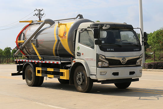 凯力风牌KLF5120GXWE6型吸污车