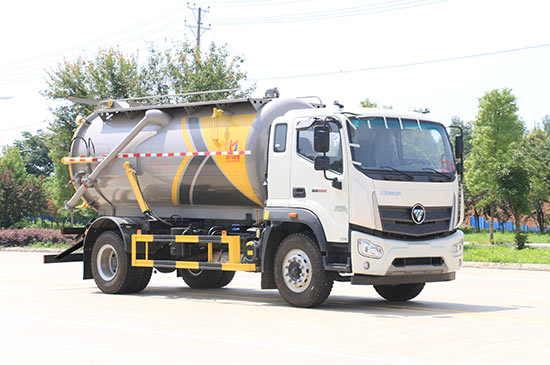 凯力风牌KLF5180GXWB6型吸污车