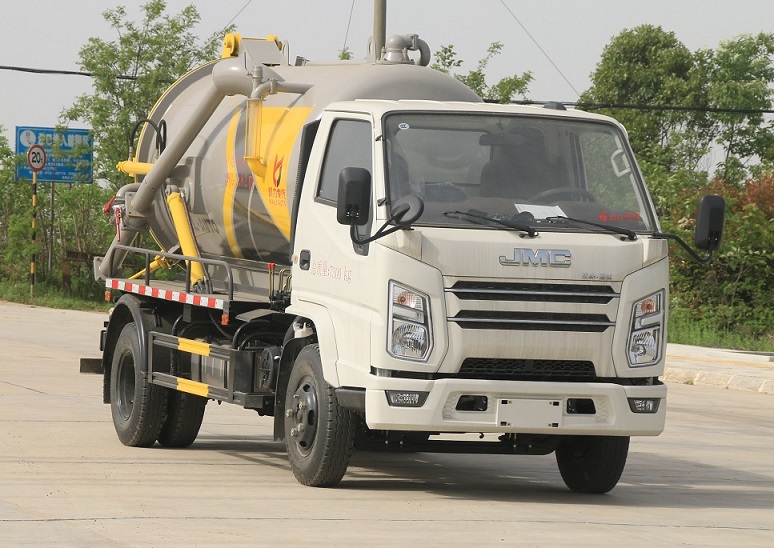 凯力风牌KLF5070GXWJ6型吸污车