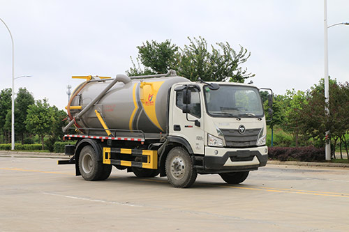 凯力风牌KLF5120GXWB6型吸污车